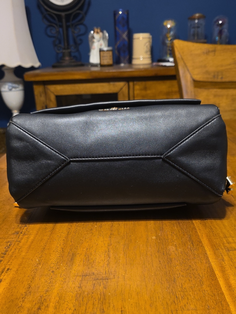 Michael Kors Black Leather Shoulder Bag - Picture 6 of 16